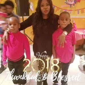 Meet your Posher, La desse manou